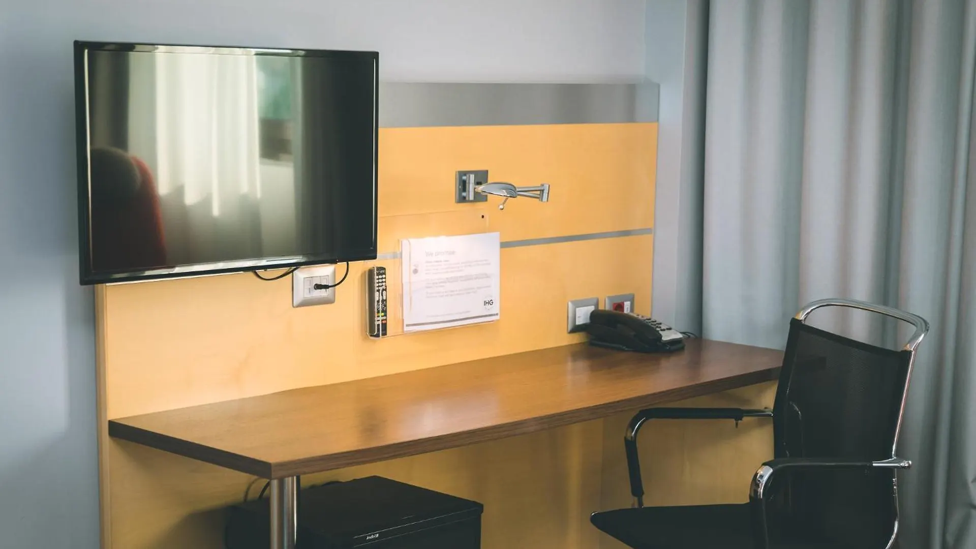 Hotel Holiday Inn Express Milan-Malpensa Airport By Ihg Somma Lombardo